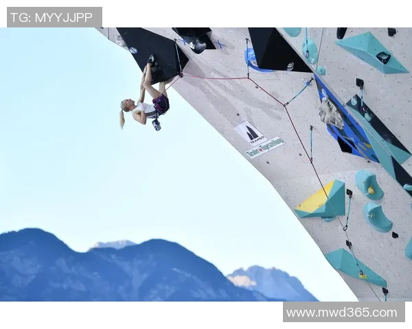 南京攀岩队以71分领跑极限运动世界杯积分榜展现强劲实力 南京攀岩队以71分领跑极限运动世界杯积分榜展现强劲实力