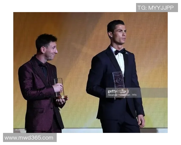 足球明星与超模同框瞬间揭示魅力与风采的完美结合