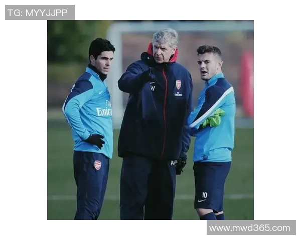 足球明星真实身份揭秘及其成长历程详解